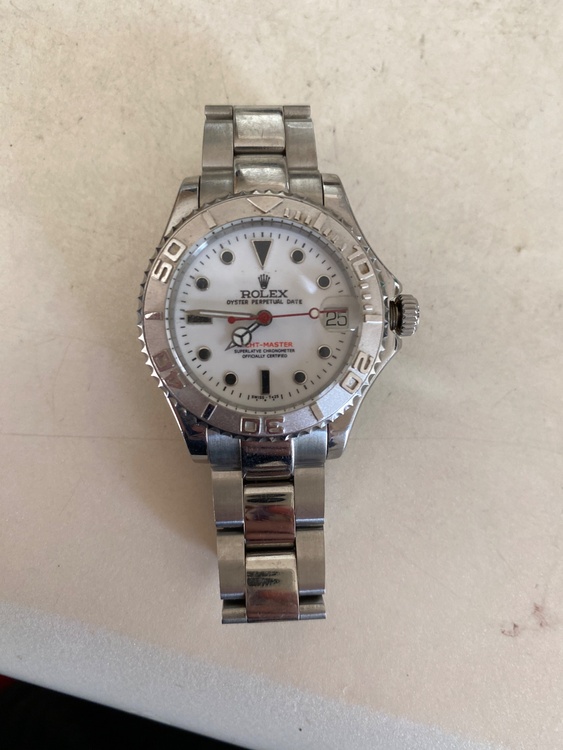 ロレックス ヨットマスター （高級時計）の商品画像 - 査定依頼日：2026年2月27日 - 最高査定価格：100,000円