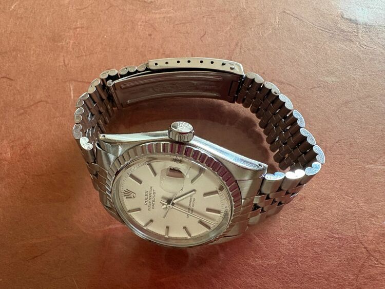 ロレックス デイトジャスト 1601-3（高級時計）の商品画像 - 査定依頼日：2025年11月25日 - 最高査定価格：700,000円