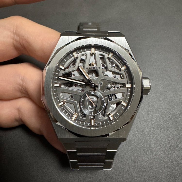 デファイ　スカイライン（高級時計）の商品画像 - 査定依頼日：2026年2月6日 - 最高査定価格：970,000円