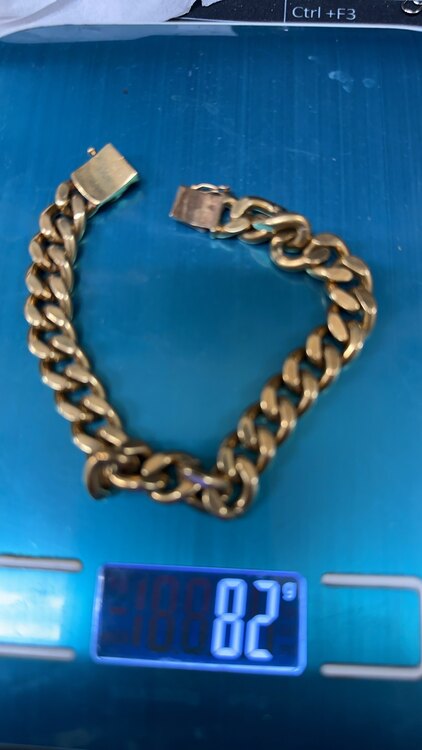 ブレスレット　81g（金・貴金属）の商品画像 - 査定依頼日：2025年5月21日 - 最高査定価格：970,000円