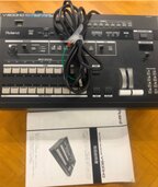 Roland V-800HD（オーディオ・スピーカー）の商品画像 - 査定依頼日：2026年8月5日 - 最高査定価格：20,000円