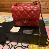 シャネルマトラッセ シルバーチェーン　ラムスキン（ブランドバッグ）の商品画像 - 査定依頼日：2026年2月5日 - 最高査定価格：400,000円