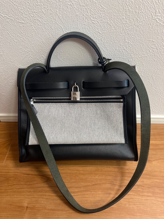 エルメス エールバッグ （ブランドバッグ）の商品画像 - 査定依頼日：2025年9月5日 - 最高査定価格：380,000円