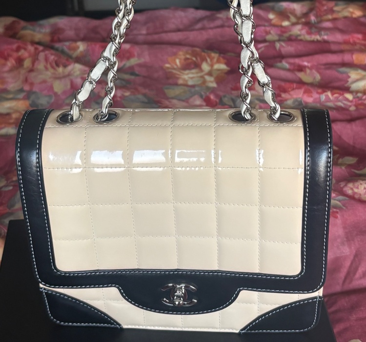 CHANEL（ブランドバッグ）の商品画像 - 査定依頼日：2026年8月23日 - 最高査定価格：250,000円
