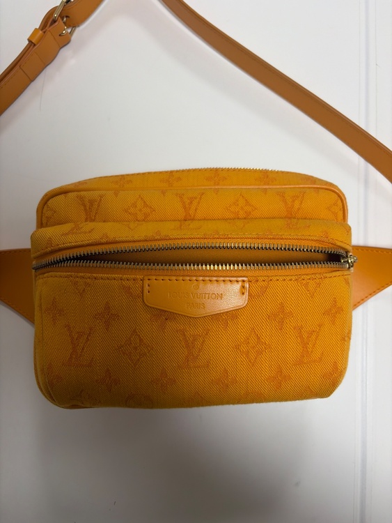 ルイヴィトン　バック（ブランドバッグ）の商品画像 - 査定依頼日：2026年3月16日 - 最高査定価格：130,000円