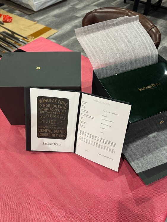 オーデマピゲ ロイヤルオークオフショア （高級時計）の商品画像 - 査定依頼日：2025年5月11日 - 最高査定価格：32,000,000円