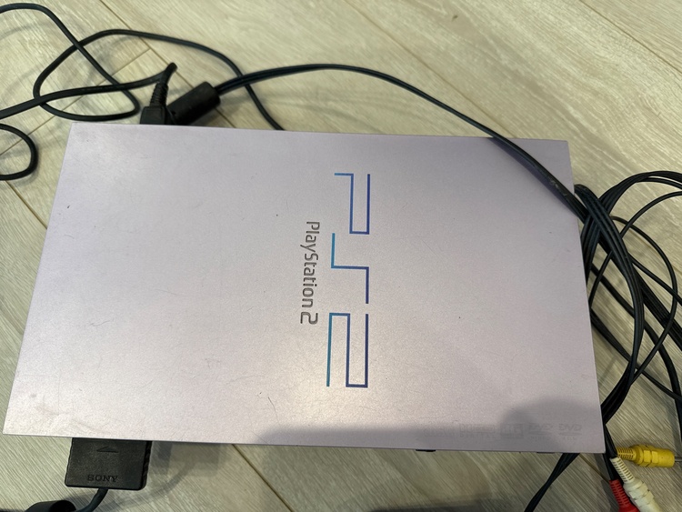 PS2 SCPH-39000 ピンク（ゲーム機本体・ゲームソフト）の商品画像 - 査定依頼日：2025年12月12日 - 最高査定価格：3,000円