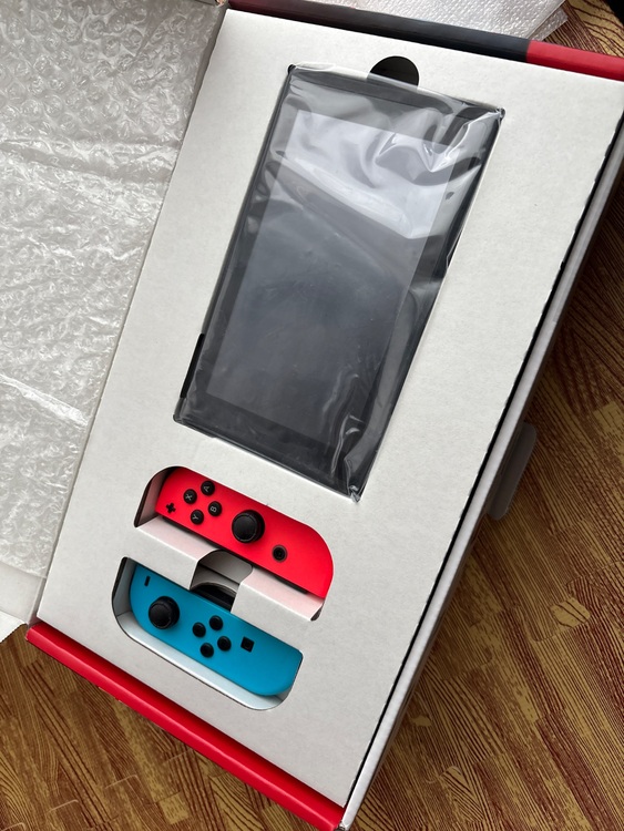 switch（ゲーム機本体・ゲームソフト）の商品画像 - 査定依頼日：2025年9月18日 - 最高査定価格：12,500円