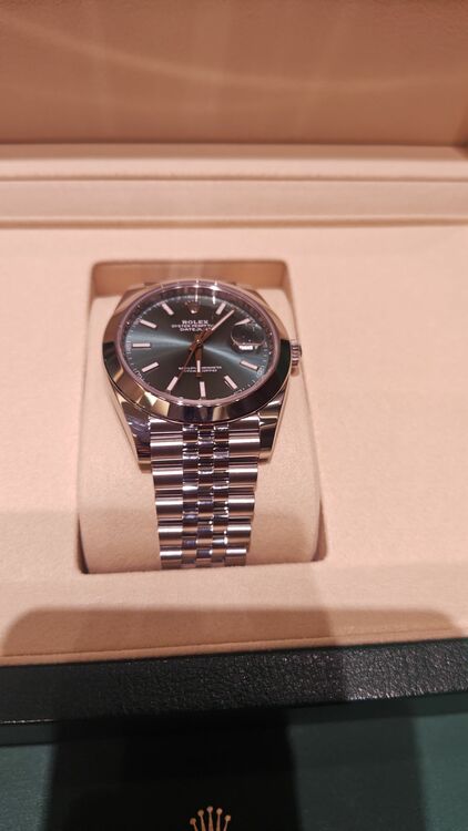 ミントグリーンジュビリー（高級時計）の商品画像 - 査定依頼日：2025年7月28日 - 最高査定価格：1,650,000円