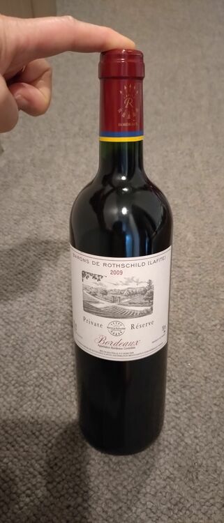 BARON DE ROTHSCHILD[LAFITE] Bordeaux2009（お酒）の商品画像 - 査定依頼日：2025年6月14日 - 最高査定価格：1,000円