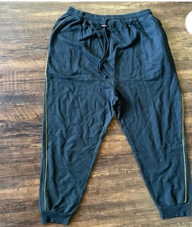 クォータージップコーディネートセットトラックスーツ（古着・ファッション）の商品画像 - 査定依頼日：2026年2月14日 - 最高査定価格：100,000円