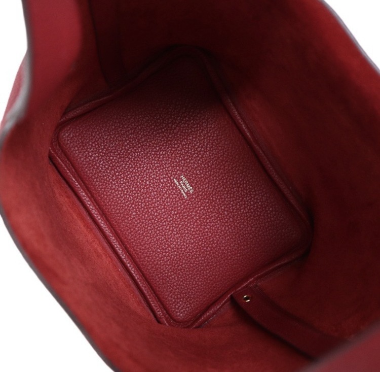 HERMES ピコタンロック PM 18 ハンドバッグ トートバッグ トリヨンクレマンス ルージュカザック ゴールド金具 D刻（ブランドバッグ）の商品画像 - 査定依頼日：2026年8月31日 - 最高査定価格：30,000円
