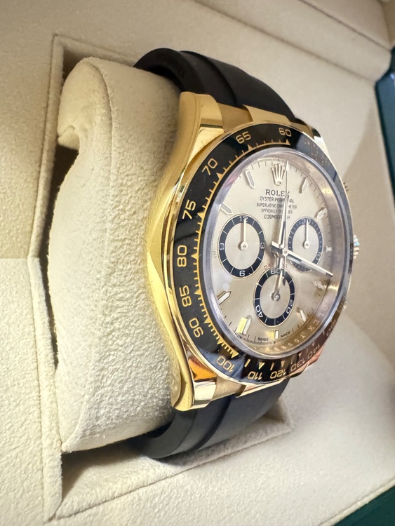 126518LN（高級時計）の商品画像 - 査定依頼日：2025年12月28日 - 最高査定価格：9,300,000円