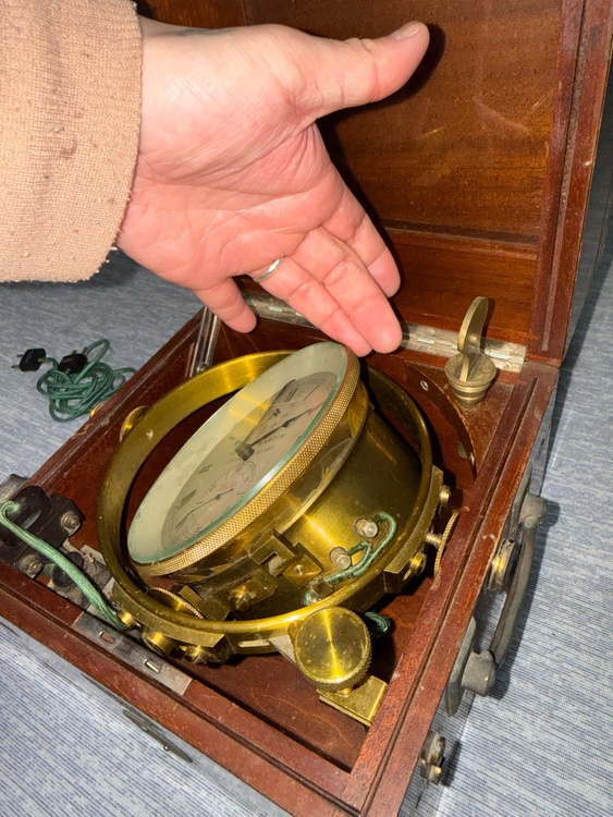 ユリス・ナルダン　マリンクロノメーター（美術品・骨董品）の商品画像 - 査定依頼日：2026年3月2日 - 最高査定価格：400,000円