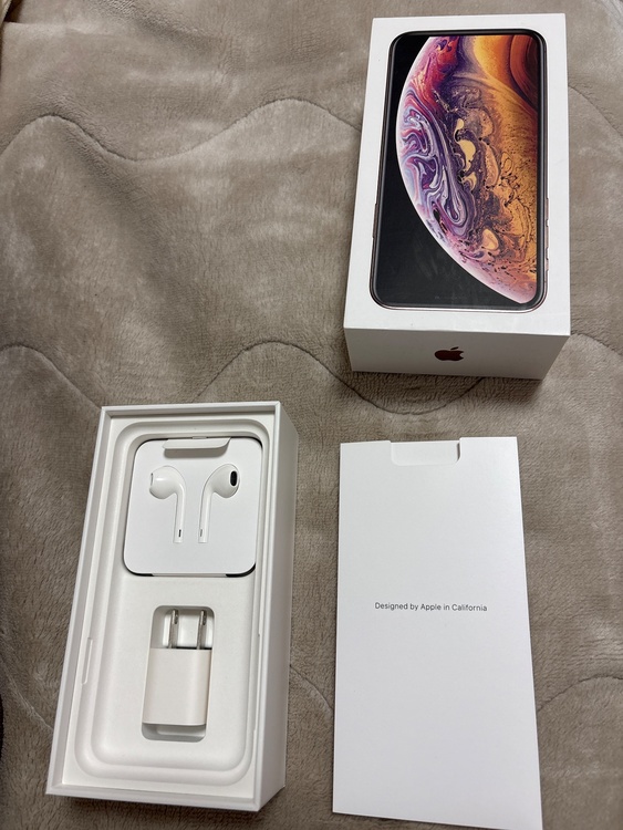 iPhone iPhoneXS 256GB docomo（スマホ）の商品画像 - 査定依頼日：2026年6月4日 - 最高査定価格：16,000円