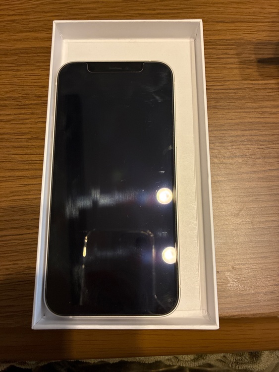 MGHV3J/A（スマホ）の商品画像 - 査定依頼日：2026年3月29日 - 最高査定価格：27,000円