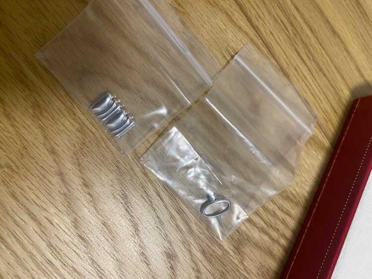 カルティエ ベニュワール （高級時計）の商品画像 - 査定依頼日：2025年1月16日 - 最高査定価格：1,350,000円