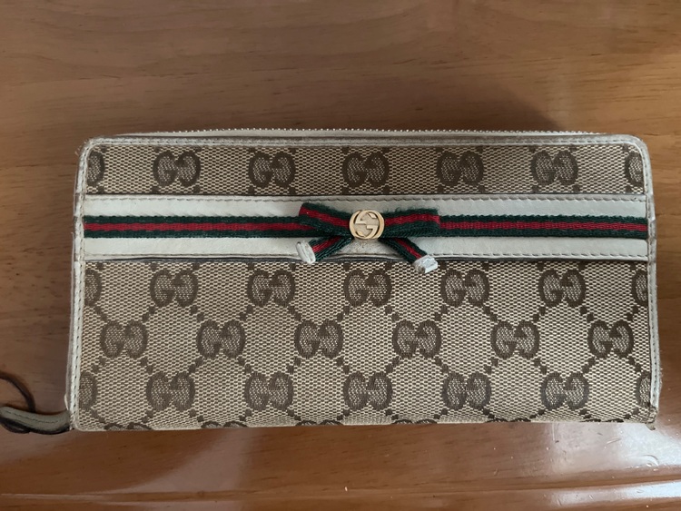 グッチ  （ブランドバッグ）の商品画像 - 査定依頼日：2025年9月11日 - 最高査定価格：5,000円