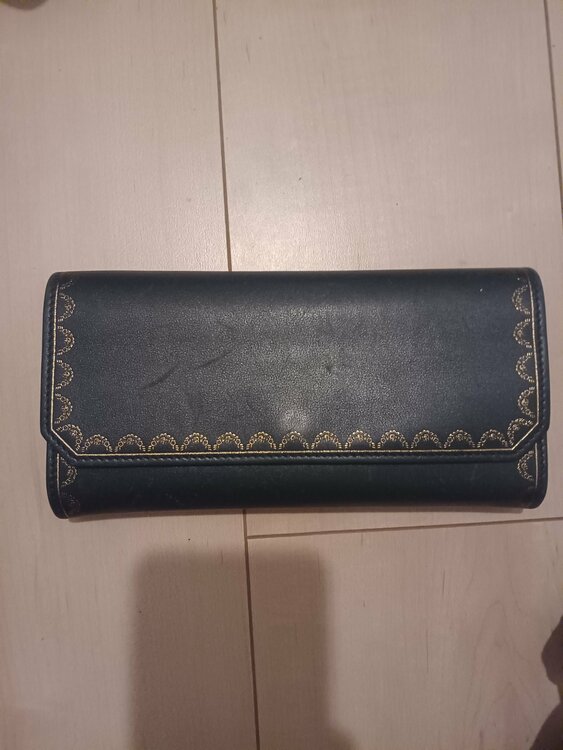 財布（ブランド財布・小物）の商品画像 - 査定依頼日：2026年2月8日 - 最高査定価格：8,000円
