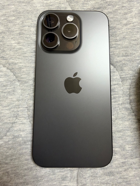 iPhone iPhone 15 Pro 256GB SIMフリー（スマホ）の商品画像 - 査定依頼日：2026年9月21日 - 最高査定価格：92,000円