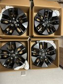 ステップワゴンスパーダ　純正ホイール（カー用品）の商品画像 - 査定依頼日：2025年3月2日 - 最高査定価格：40,000円