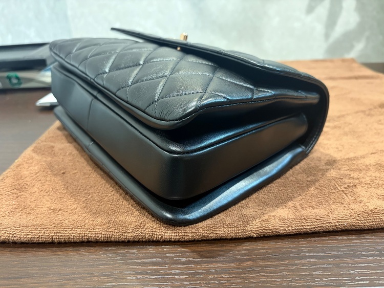 シャネル シャネル(その他) （ブランドバッグ）の商品画像 - 査定依頼日：2025年10月26日 - 最高査定価格：560,000円