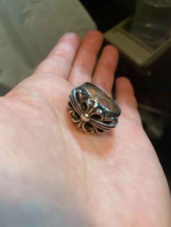 フローラルクロスリング 0 1992（古着・ファッション）の商品画像 - 査定依頼日：2026年1月18日 - 最高査定価格：161,000円