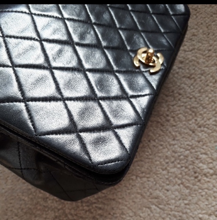 CHANELマトラッセビンテージショルダーバッグ（金・貴金属）の商品画像 - 査定依頼日：2025年12月23日 - 最高査定価格：170,000円