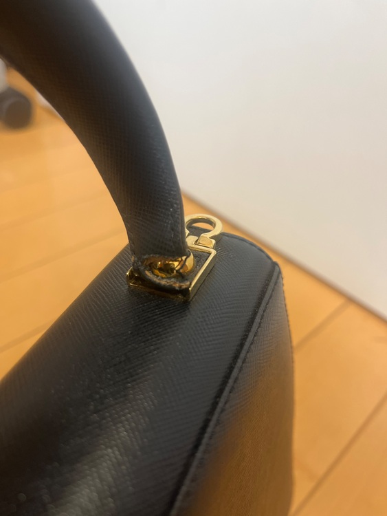 フェラガモ  （ブランドバッグ）の商品画像 - 査定依頼日：2025年11月6日 - 最高査定価格：35,000円