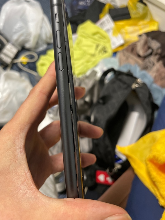 iPhone iPhone11 64GB SIMフリー（スマホ）の商品画像 - 査定依頼日：2026年8月28日 - 最高査定価格：17,500円