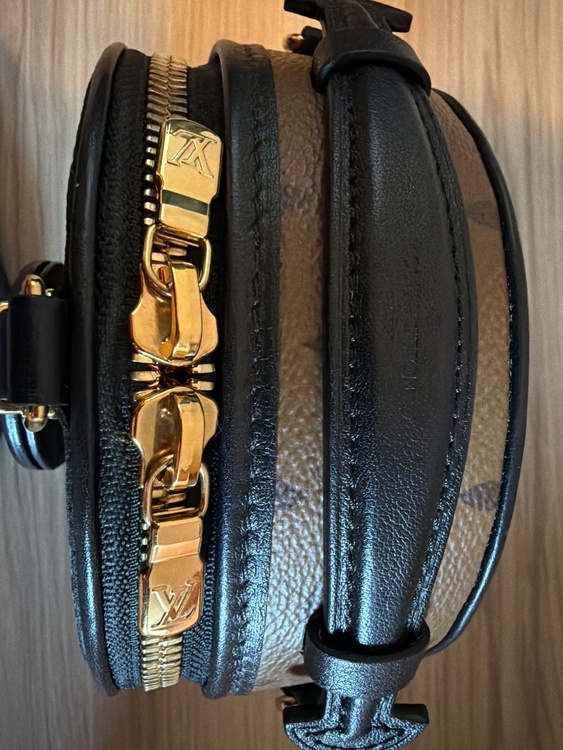 ミニ・ボワット・シャポー（ブランドバッグ）の商品画像 - 査定依頼日：2026年1月3日 - 最高査定価格：100,000円