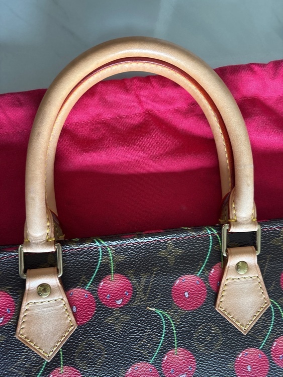 チェリーサックプラトートバッグ（ブランドバッグ）の商品画像 - 査定依頼日：2025年12月10日 - 最高査定価格：320,000円