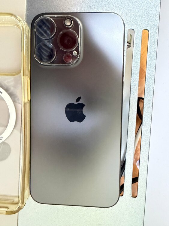 iPhone15ProMax（スマホ）の商品画像 - 査定依頼日：2026年2月23日 - 最高査定価格：65,000円