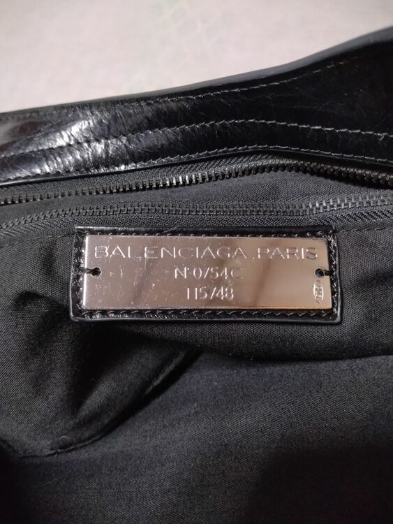 バレンシアガ  （ブランドバッグ）の商品画像 - 査定依頼日：2025年6月4日 - 最高査定価格：55,000円