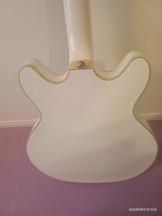 GUILD Starfire V（ピアノ・楽器・PA機材）の商品画像 - 査定依頼日：2025年10月9日 - 最高査定価格：80,000円