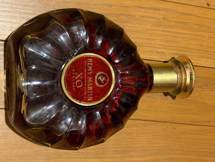 ブランデー レミーマルタン （お酒）の商品画像 - 査定依頼日：2026年1月6日 - 最高査定価格：144,000円