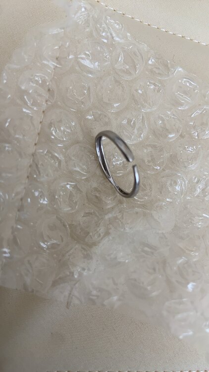 プラチナリング（金・貴金属）の商品画像 - 査定依頼日：2025年4月23日 - 最高査定価格：12,000円