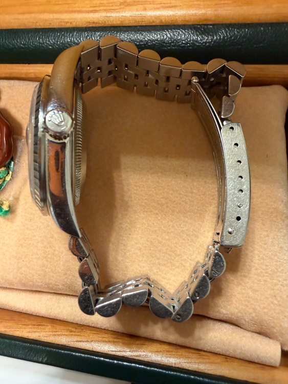 ロレックス デイトジャスト 1622（高級時計）の商品画像 - 査定依頼日：2026年3月7日 - 最高査定価格：880,000円