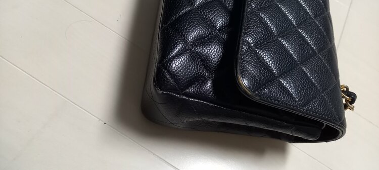 マトラッセ　キャビアスキン（ブランドバッグ）の商品画像 - 査定依頼日：2026年3月10日 - 最高査定価格：630,000円