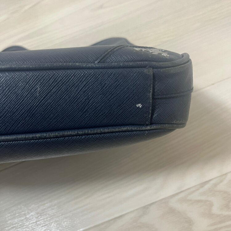 プラダ  （ブランドバッグ）の商品画像 - 査定依頼日：2025年3月18日 - 最高査定価格：60,000円