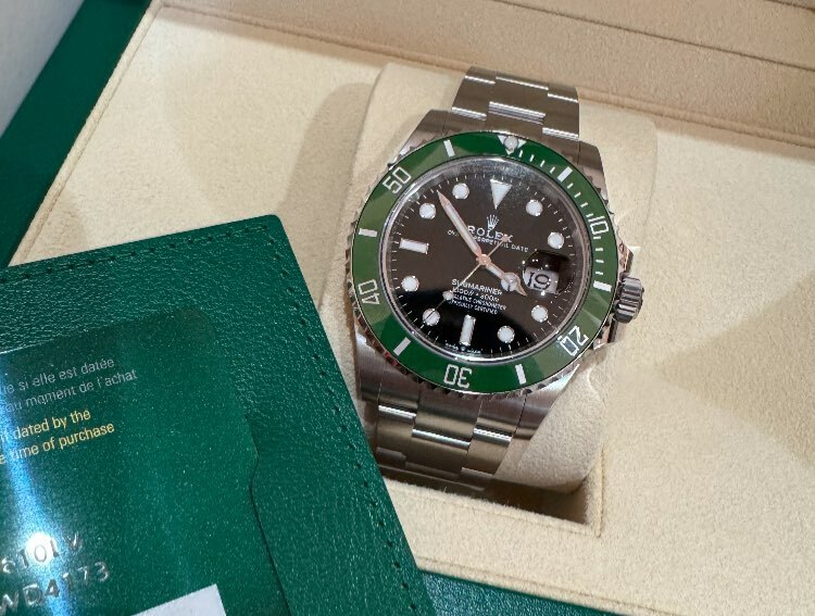 ロレックス サブマリーナー （高級時計）の商品画像 - 査定依頼日：2024年12月19日 - 最高査定価格：2,200,000円