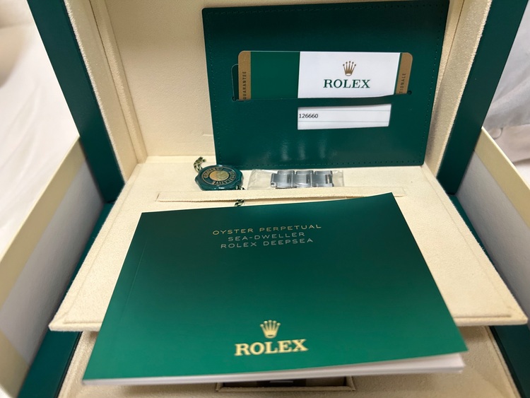 ロレックス その他 12666（高級時計）の商品画像 - 査定依頼日：2025年11月23日 - 最高査定価格：2,800,000円