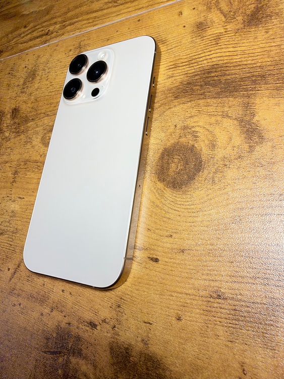 iPhone iPhone 16 Pro 512GB SIMフリー（スマホ）の商品画像 - 査定依頼日：2026年9月29日 - 最高査定価格：129,000円