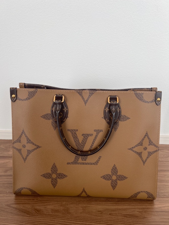 オンザゴーMM（ブランドバッグ）の商品画像 - 査定依頼日：2026年1月21日 - 最高査定価格：270,000円