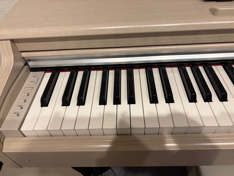 YDP-164WA（ピアノ・楽器・PA機材）の商品画像 - 査定依頼日：2026年10月11日 - 最高査定価格：15,000円