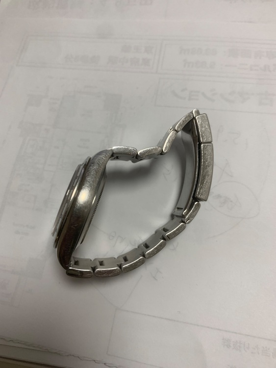 ロレックス デイトナ 116520 Gばを（高級時計）の商品画像 - 査定依頼日：2025年10月1日 - 最高査定価格：3,200,000円