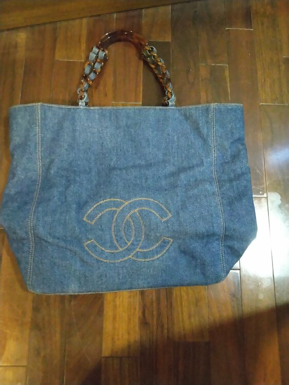 シャネル　デニムショルダーバック（ブランドバッグ）の商品画像 - 査定依頼日：2025年12月9日 - 最高査定価格：200,000円