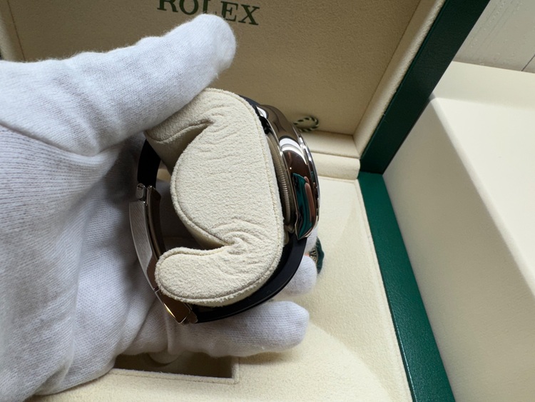 126519LN（高級時計）の商品画像 - 査定依頼日：2025年6月24日 - 最高査定価格：5,850,000円