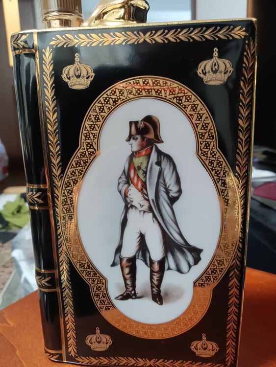 ブランデー カミュ （お酒）の商品画像 - 査定依頼日：2025年11月5日 - 最高査定価格：4,500円