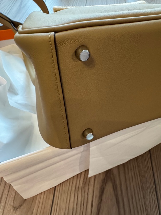 エルメス リンディ （ブランドバッグ）の商品画像 - 査定依頼日：2025年7月1日 - 最高査定価格：1,070,000円